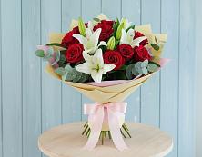 Букет цветов из:  Лилии и Розы в Александрове