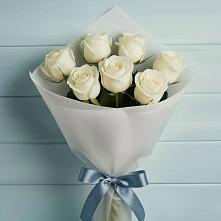 Букет 7 Белых роз Эдлесс Лав в Александрове