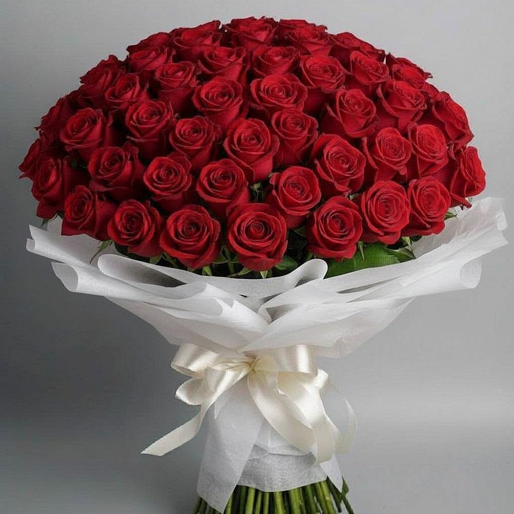Букет 101 Красная роза Блэк Мэджик в Александрове