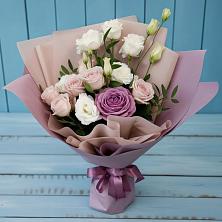 Букет цветов из:  Розы и Лизиантусы в Александрове