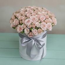 Цветочная композиция из Розы в шляпной коробке в Александрове