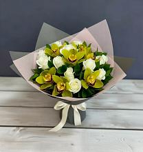 Букет цветов из:  Орхидеи и Розы в Александрове