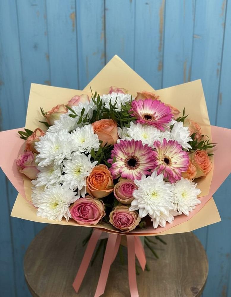 Букет цветов из: Розы, Герберы и Хризантемы в Александрове