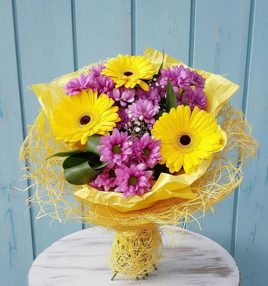 Букет цветов из: Хризантемы и Герберы в Александрове