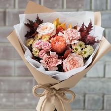 Букет цветов из:  Гвоздики, Хризантемы и Розы в Александрове