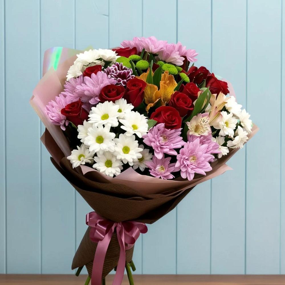 Букет цветов из: Розы, Хризантемы и Альстромерии в Александрове