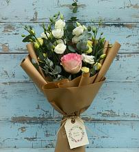 Букет цветов из:  Розы и Лизиантусы в Александрове