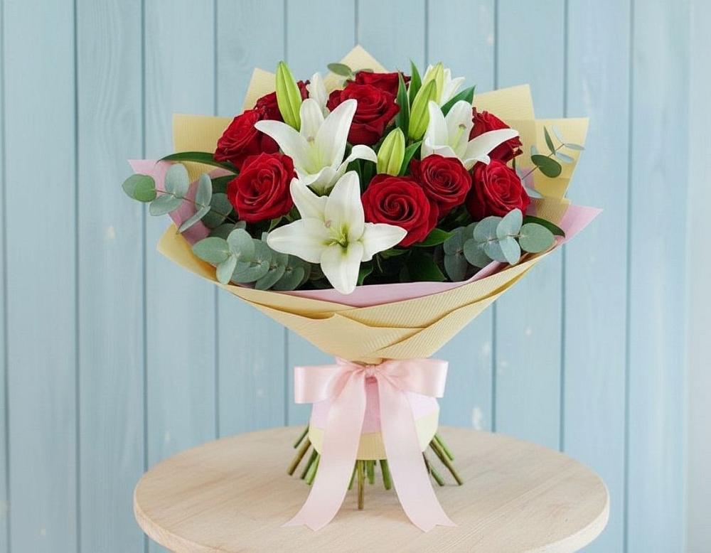 Букет цветов из: Лилии и Розы в Александрове